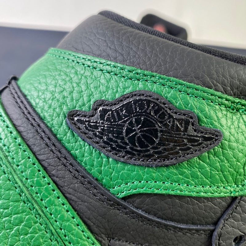 Thumbnail: AJ1