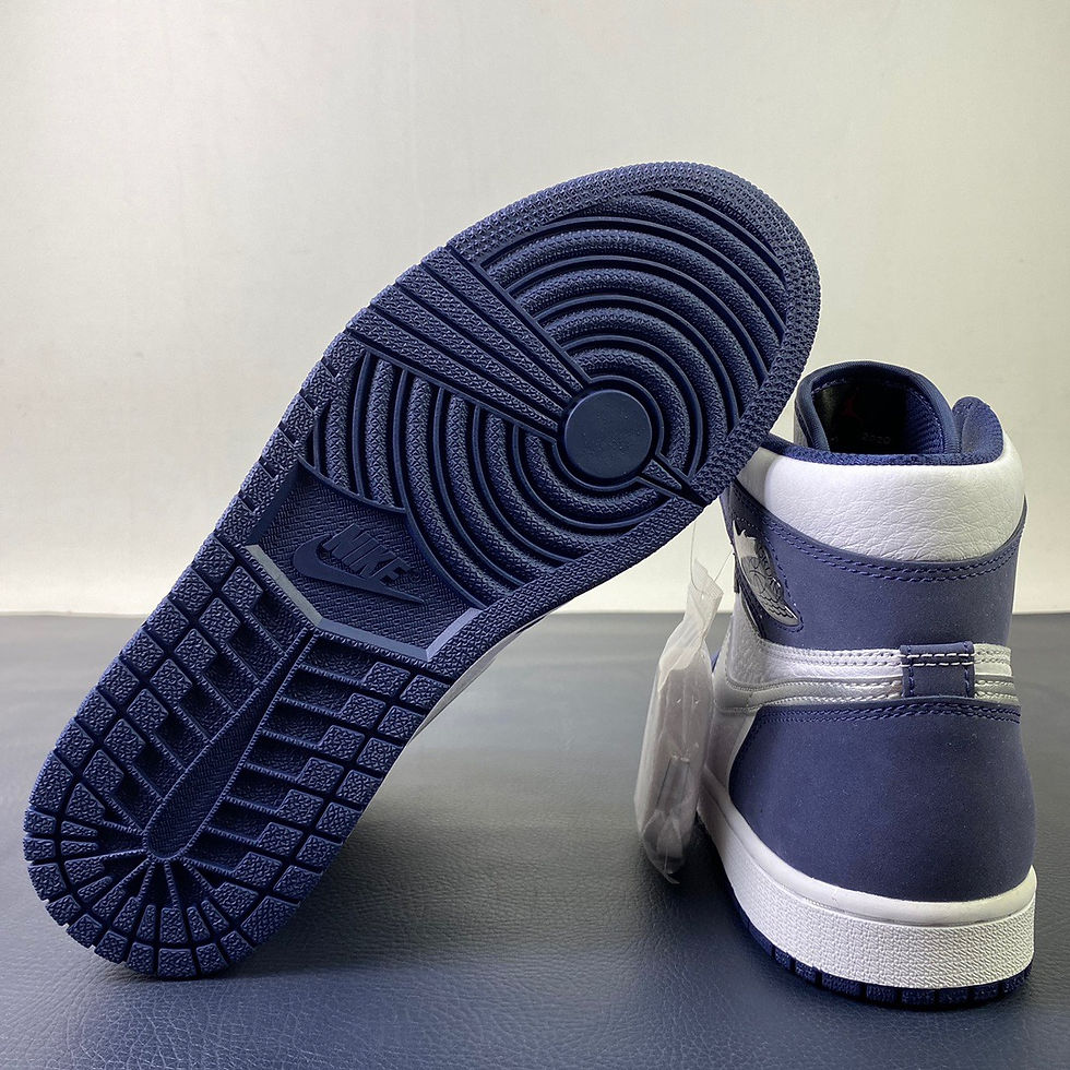 Thumbnail: AJ1