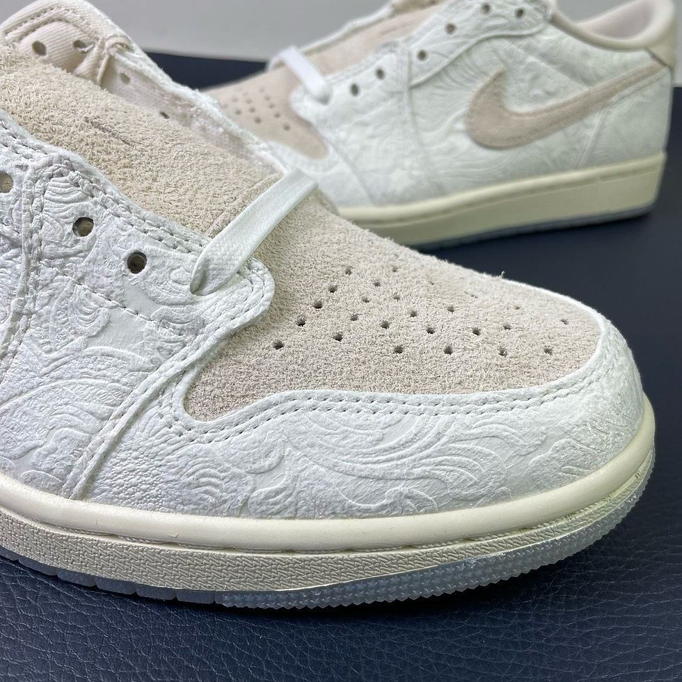 Thumbnail: AJ 1