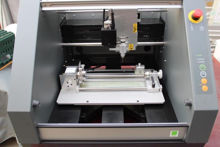 Thumbnail: Roland Modela MDX-40A 3D Milling Machine