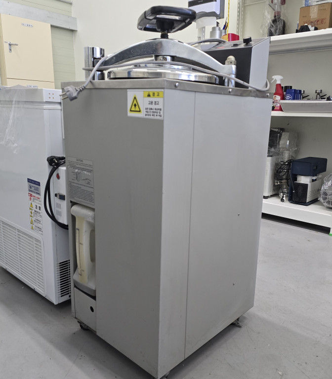 Sanyo Labo Autoclave
