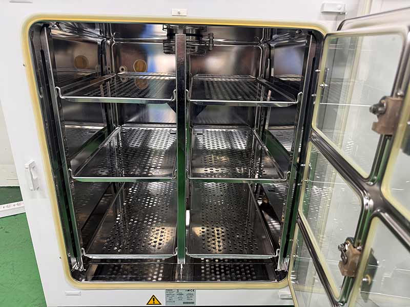 Thumbnail: Thermo HERACell 240i CO₂ Incubator