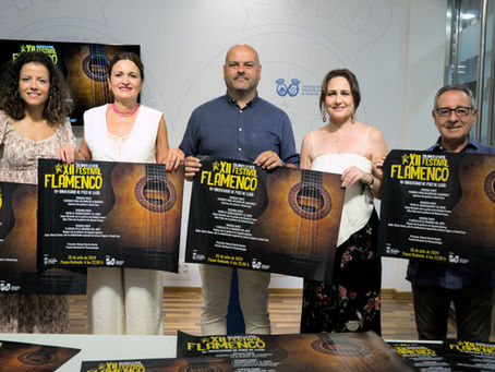 El Festival Flamenco de Zalamea, con Regina y María Canea representando a Huelva, rinde homenaje a Paco de Lucía