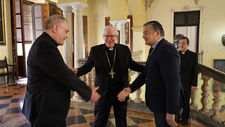 Los obispos y la Junta garantizan asistencia religiosa en los centros sanitarios.