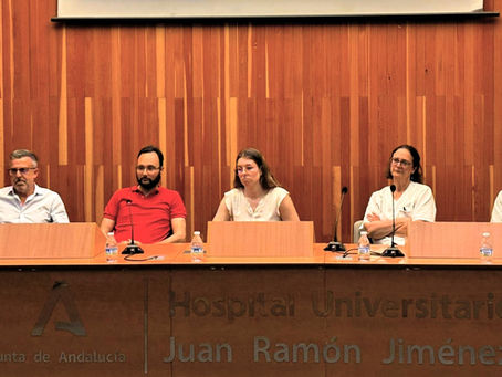 El Hospital Juan Ramón Jiménez aborda el control estricto del colesterol para prevenir infartos e ictus