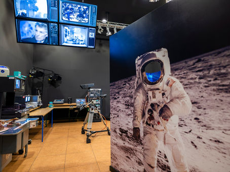 El Centro de la Comunicación convoca un concurso de diseño de postales a nivel mundial bajo la temática ‘Hermida y la Luna’