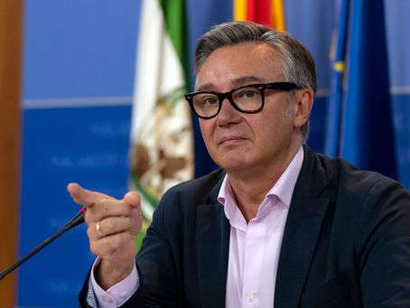 VOX acusa al Gobierno de Moreno Bonilla de tratar a los MENAs como “turistas”