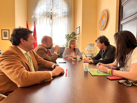 Frente común de los concejales de VOX en Huelva y Sevilla en defensa de las infraestructuras