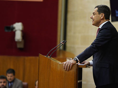 Juanma Moreno anuncia medidas para agilizar la atención sanitaria y refuerza su compromiso con la dependencia y emergencias en Andalucía