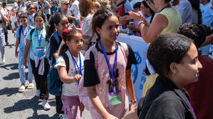 La provincia de Huelva da la bienvenida a los 95 niños y niñas saharauis del programa ‘Vacaciones en Paz’