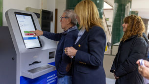 Ya están operativas las tres nuevas oficinas de auto tramitación electrónica en Lazareto, La Morana y la sede de la Policía Local