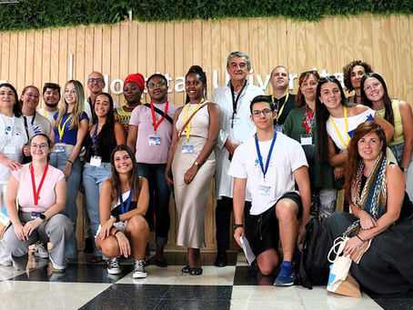 Alumnos sanitarios del programa Erasmus+ de la UHU se forman en el Hospital Juan Ramón Jiménez en seguridad del paciente