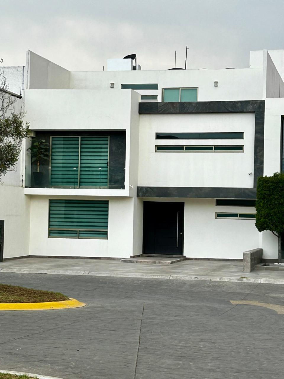 1 Jade Pachuca