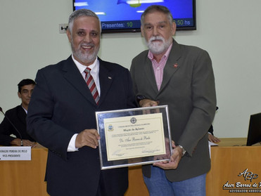 Dr. Áser recebe Moção de Aplausos da Câmara Municipal de Raul Soares