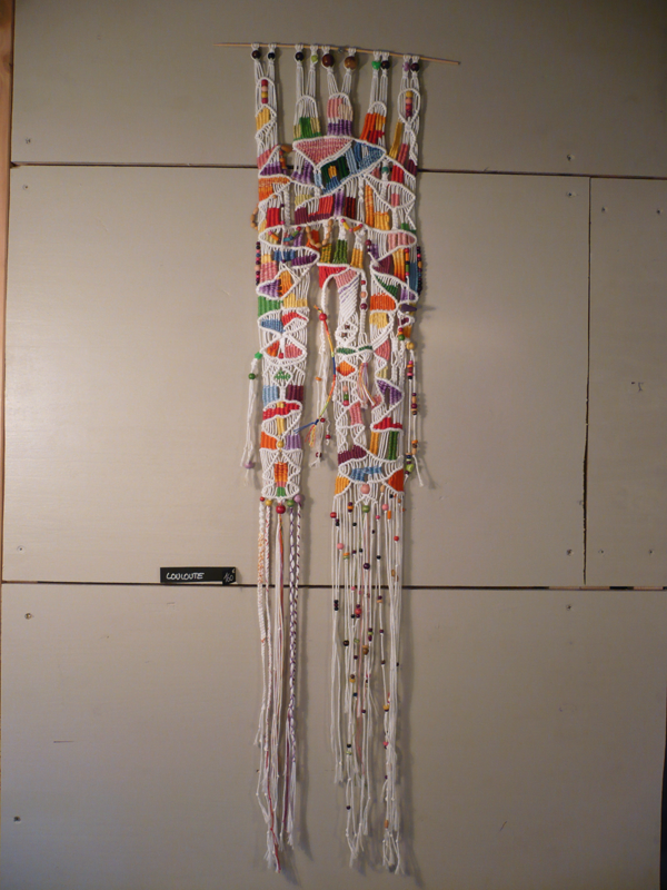 Petit macramé à suspendre