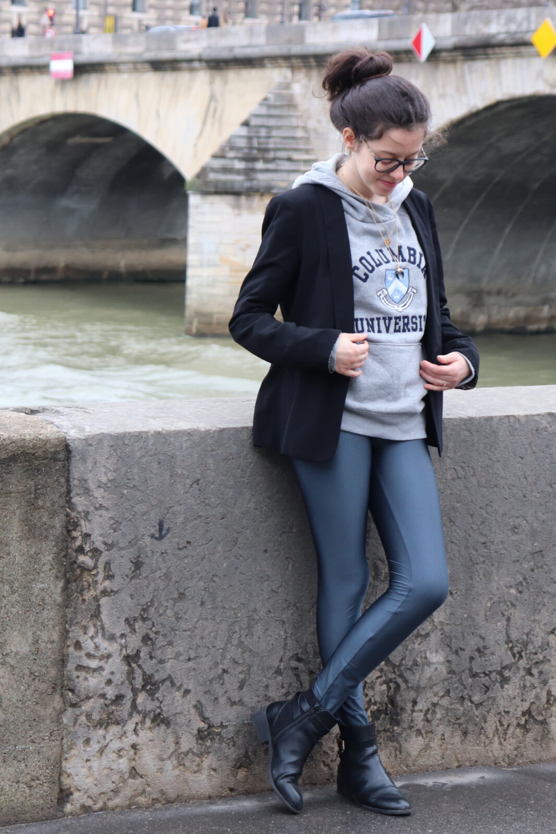 Sweat-shirt d'université et veste blazer