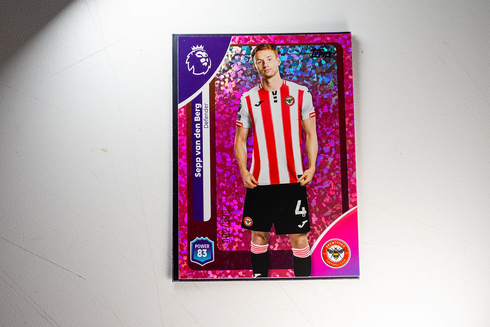 Thumbnail: Sepp van den Berg 92/399 Pink Sparkle Parallel #58 - Topps Premier League 2026 