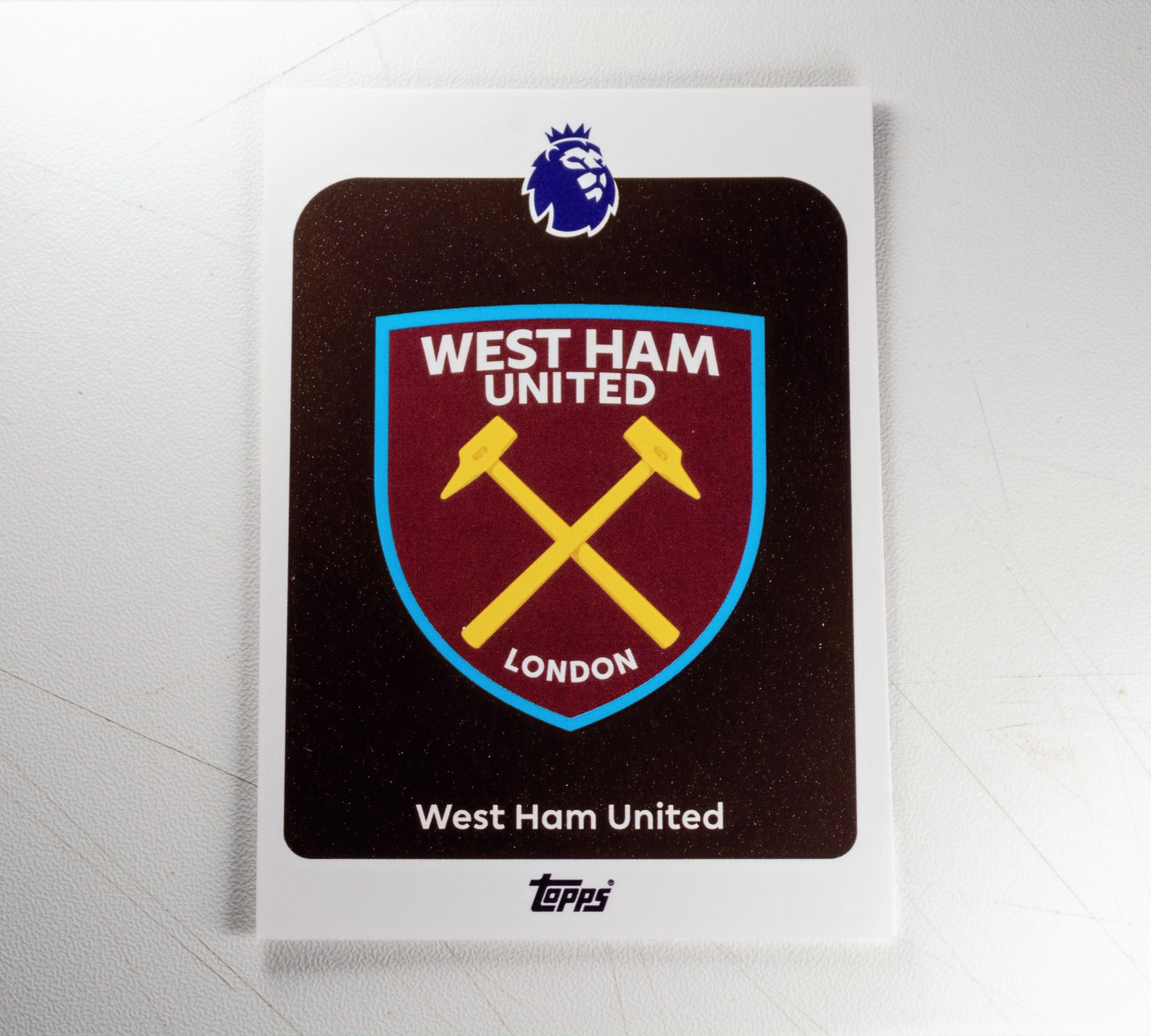 West Ham United Team Badge #271 - Topps Premier League 2026 Base NM