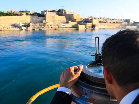 Nave Vespucci in sosta a La Valletta