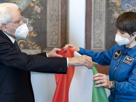 Il tricolore torna nello spazio