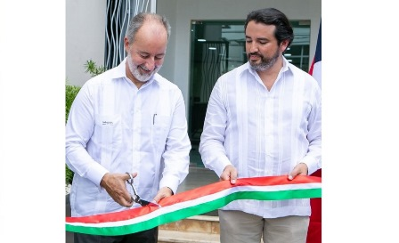 Il nuovo consolato onorario a La Romana, Santo Domingo, inaugurato dall'Ambasciatore