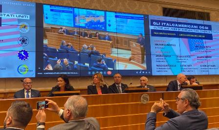 Il contributo di Vincenzo Sellaro alla causa Italo-americana : dall’Italia a New York