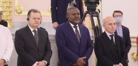 L’Ambasciatore d’Italia a Mosca, Giorgio Starace ha presentato le credenziali al Presidente Putin