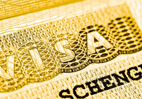 Passaporti d'oro: dopo il Parlamento anche la Commissione Ue dice basta