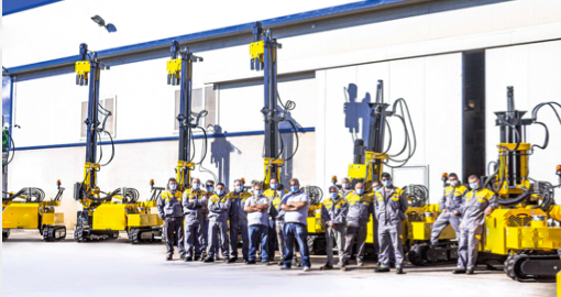 Based in Italy. MGI (80+ years)