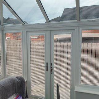 Perfect Fit Aluminium Venetian Blinds.

Fitted in Wetherby