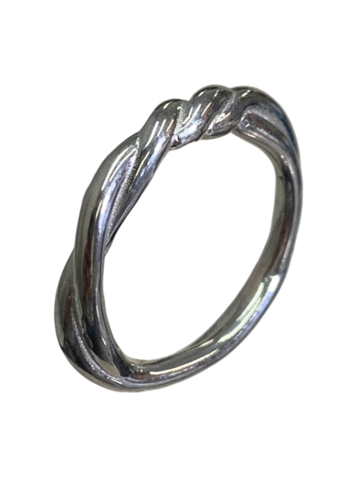 Lines Twisted Patterned Ring