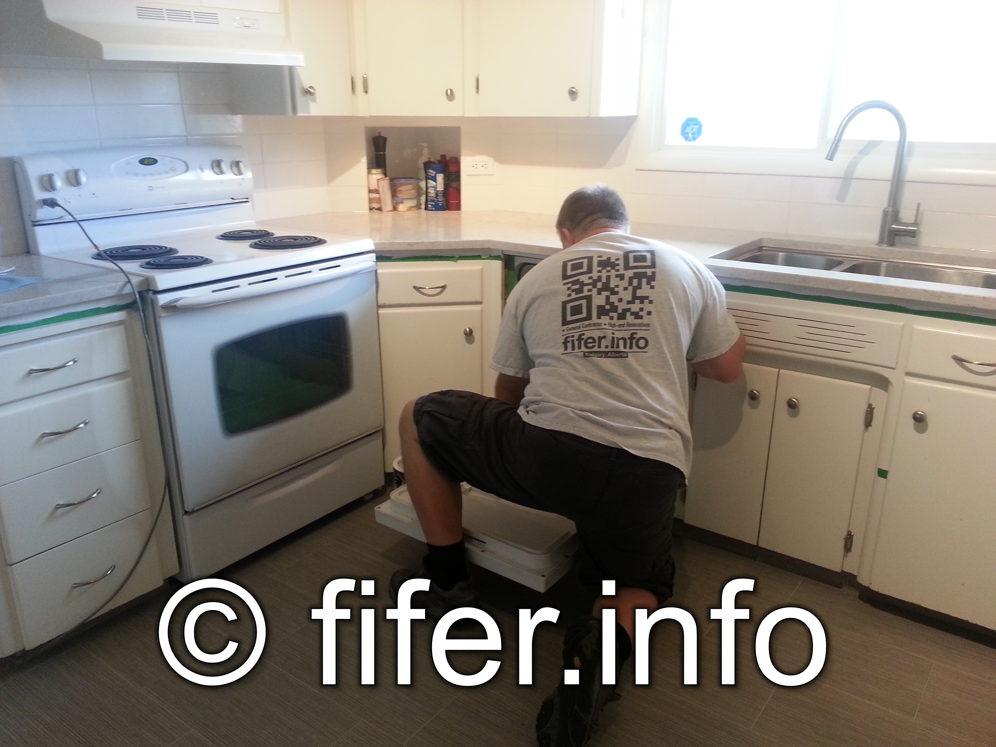 Refurbishing an existing kitchen.