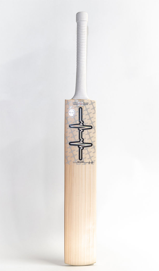 Thumbnail: Pulse Cricket Co. 'RAZR' Bat