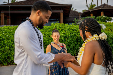 On Hawaii’s Big Island, a couple says “I do” with Kona Wedding Officiant. Explore beach wedding packages for your perfect island ceremony.