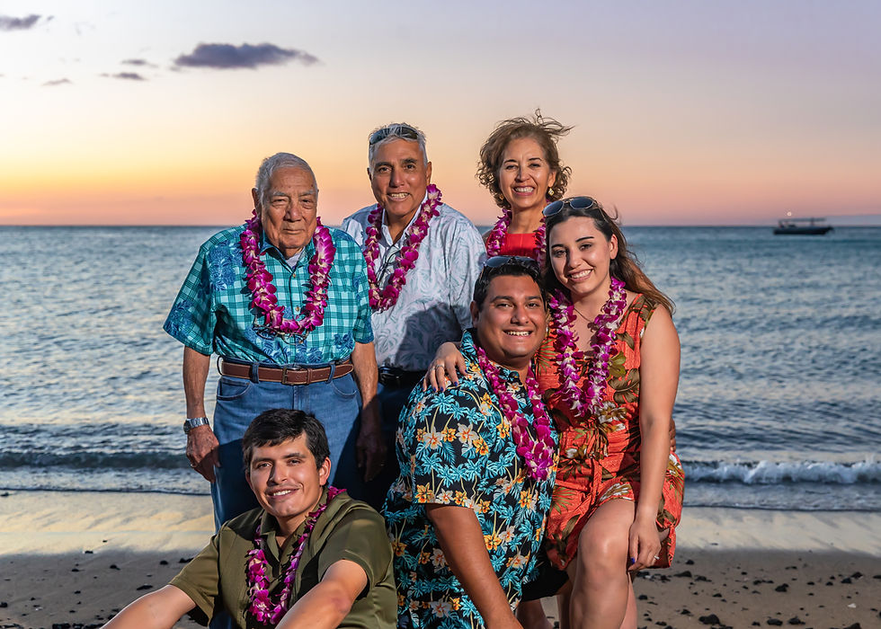 Family photography session on the beach in Kailua Kona Waikoloa beach with Kona Photographers. 