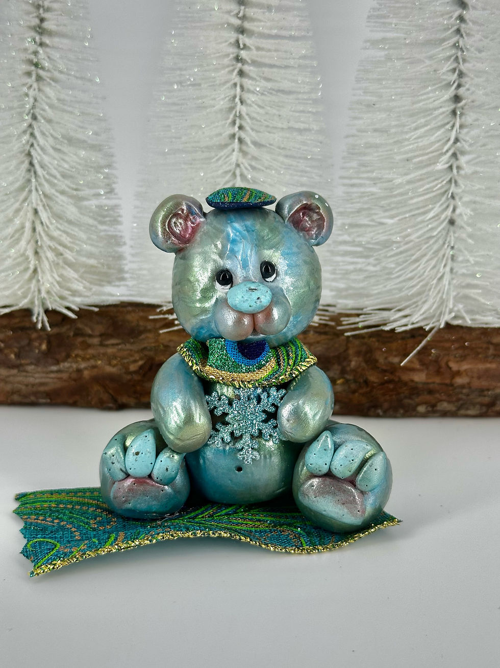 Thumbnail: Sweet Hanukkah Bear Noah