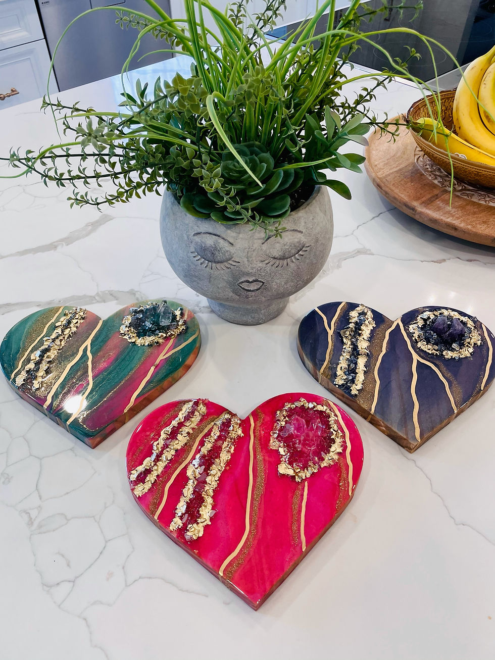 Thumbnail: Sparkling Pink Quartz Crystal Heart Plaque