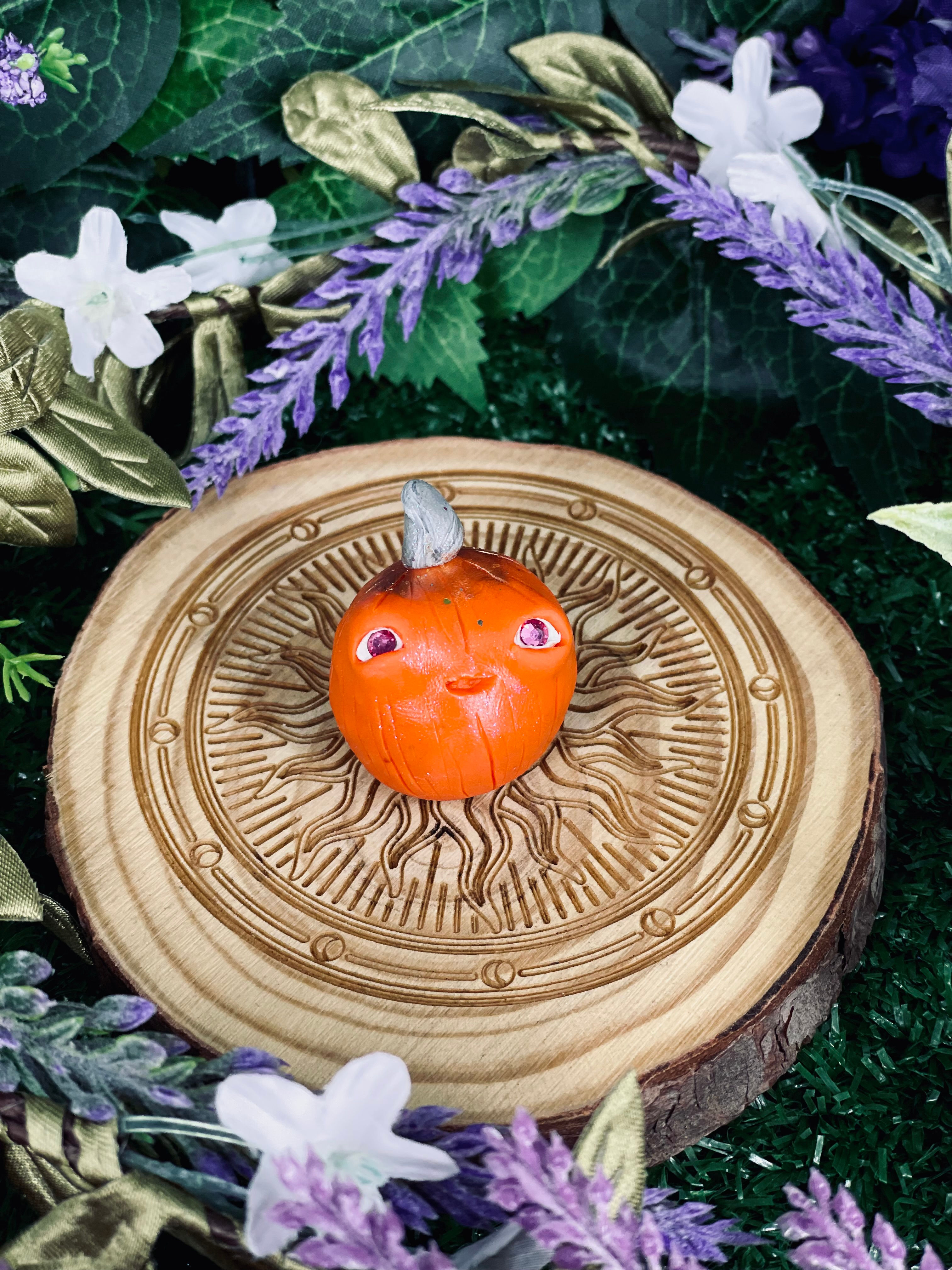 Ginger the Curious Crystal Pumpkin