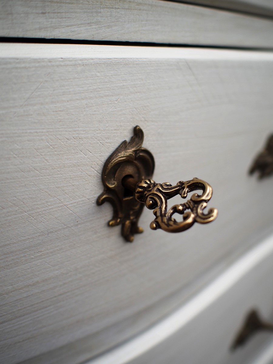 Aperçu patine blanc gris perle clair