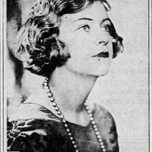 5.31 Murder in the Mews: The Fall of Elvira Barney