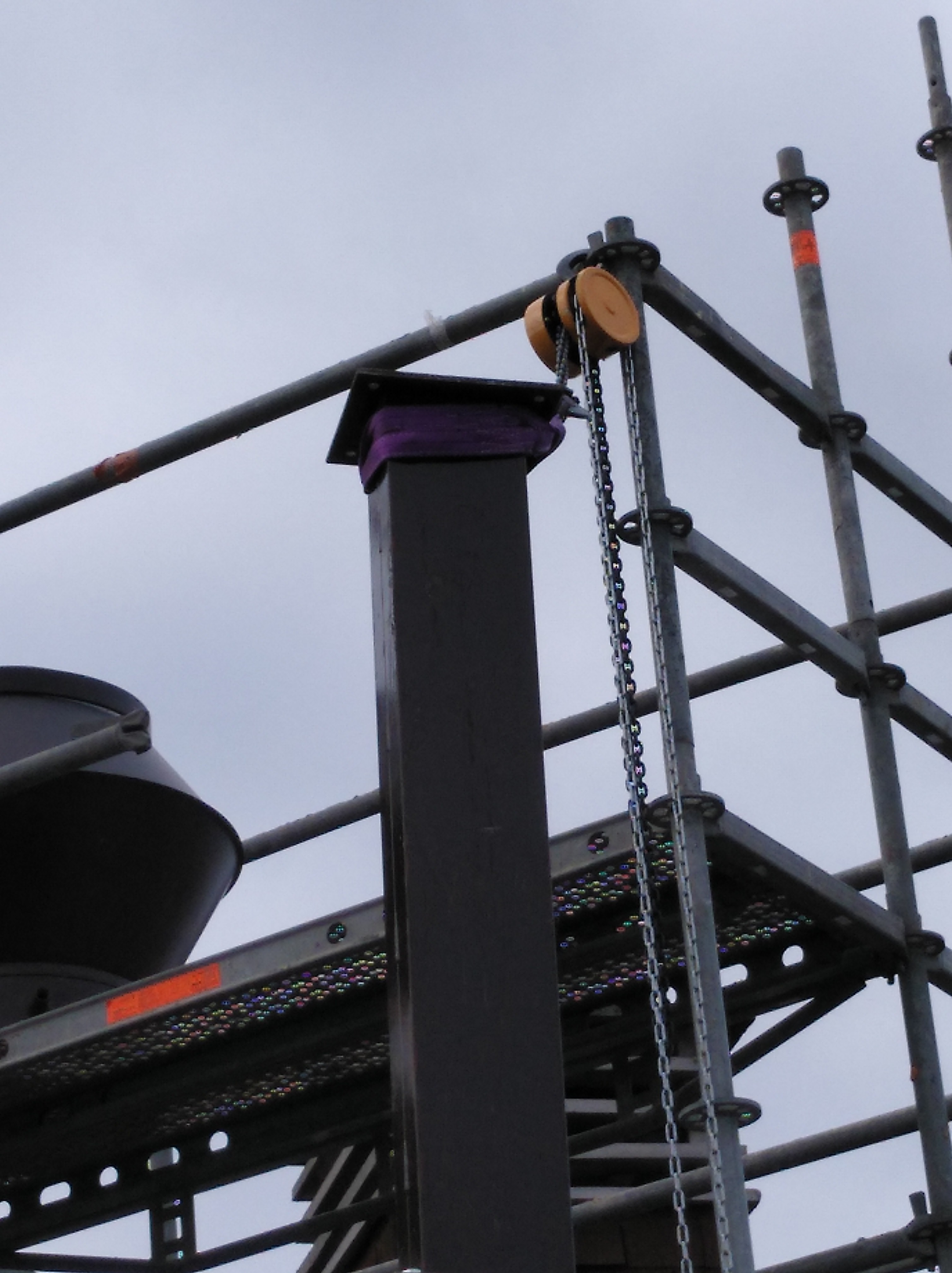 Estructuras de soporte y chimeneas