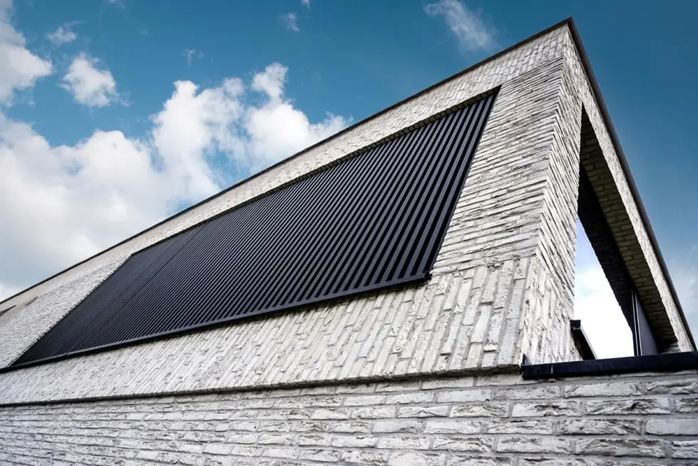 multibat_villa_kastanje_realisatie_detail_gevelmetselwerk_alu_gevelbekleding_1500px