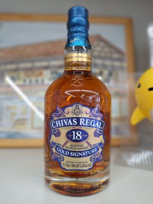 シーバスリーガル 18年 ゴールドシグネチャー ブレンデッド スコッチ
