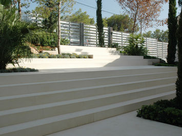 detached house and swimming pool luxury architecture