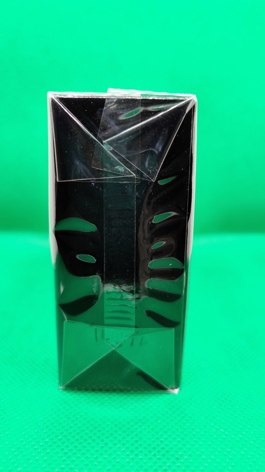 Thumbnail: Yves Saint Laurent Black Opium Illicit Green EDP 75ml
