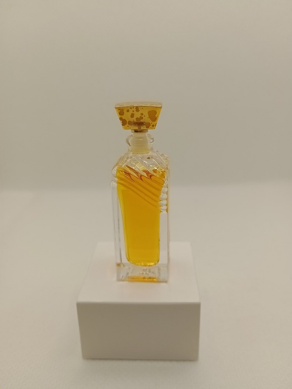 Thumbnail: Guerlain Jardins de Bagatelle EDP 4ml