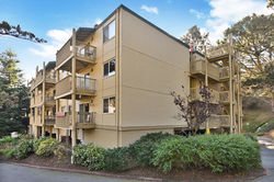 03-377 Mandarin Dr-3