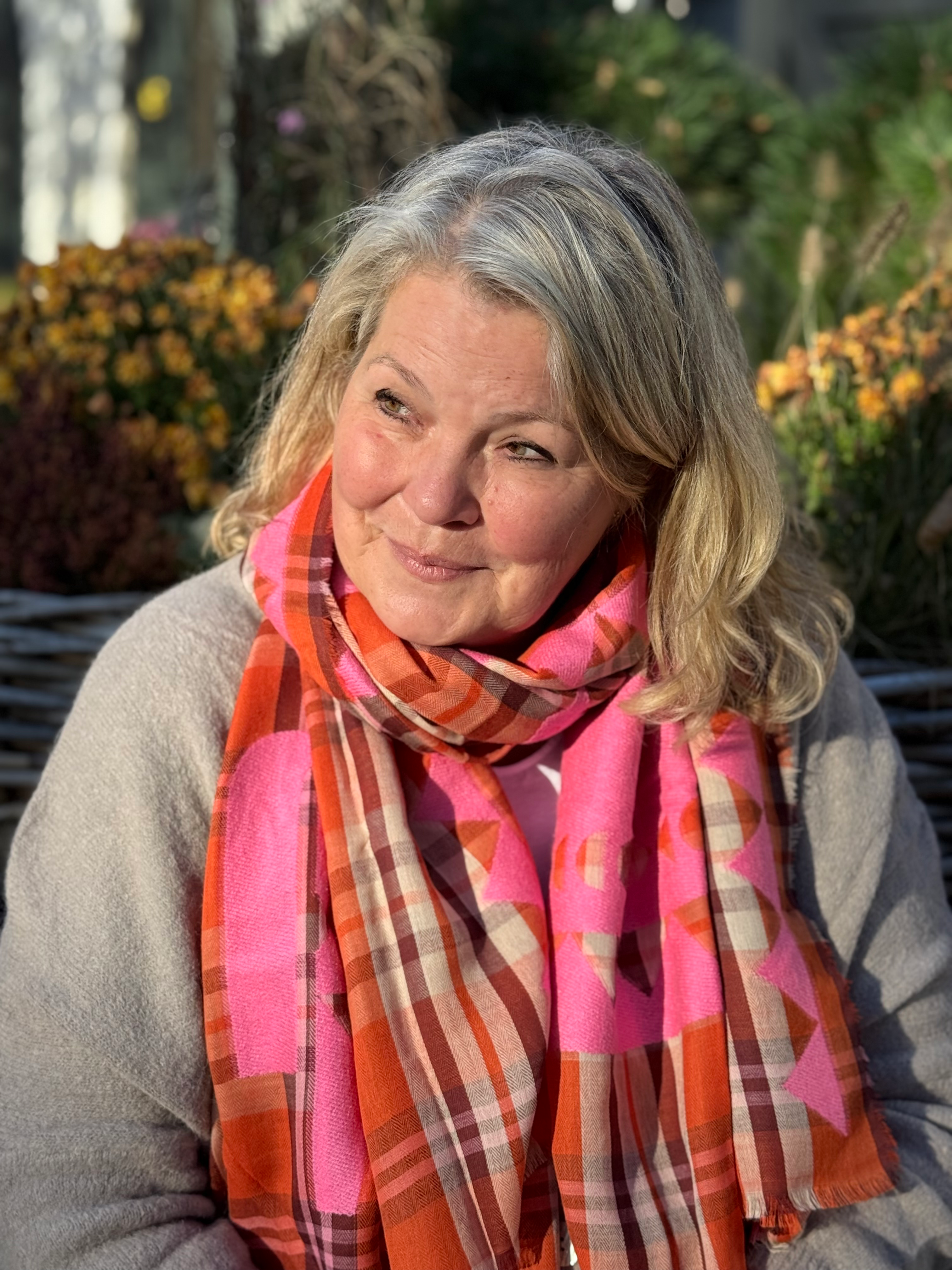 Codello Premium - Orange/Braun mit graphischem Muster