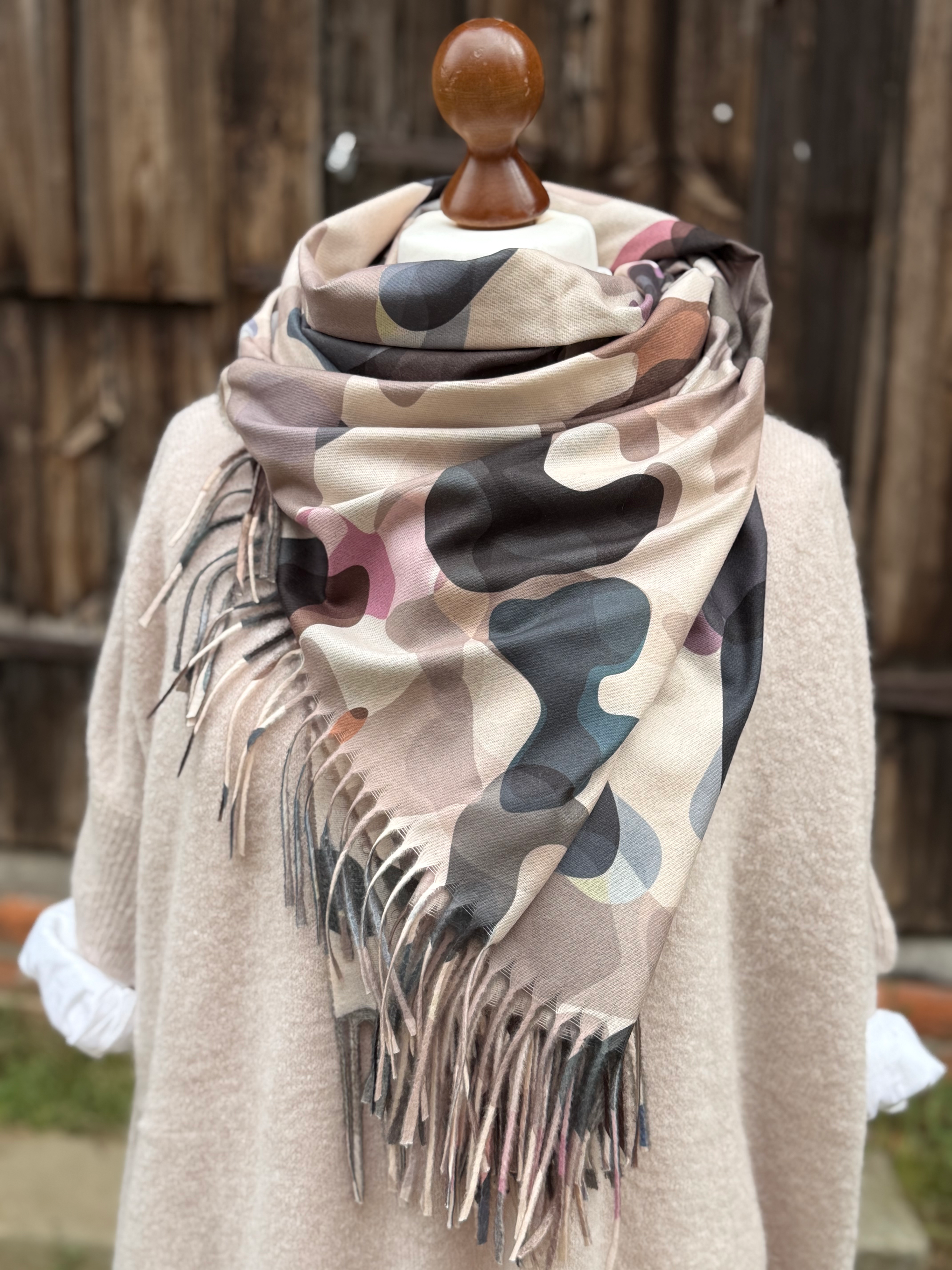 Großer Kuschelschal - Camouflage Beige