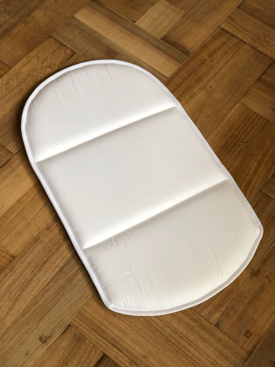 Miniatura: Gris Puntitos